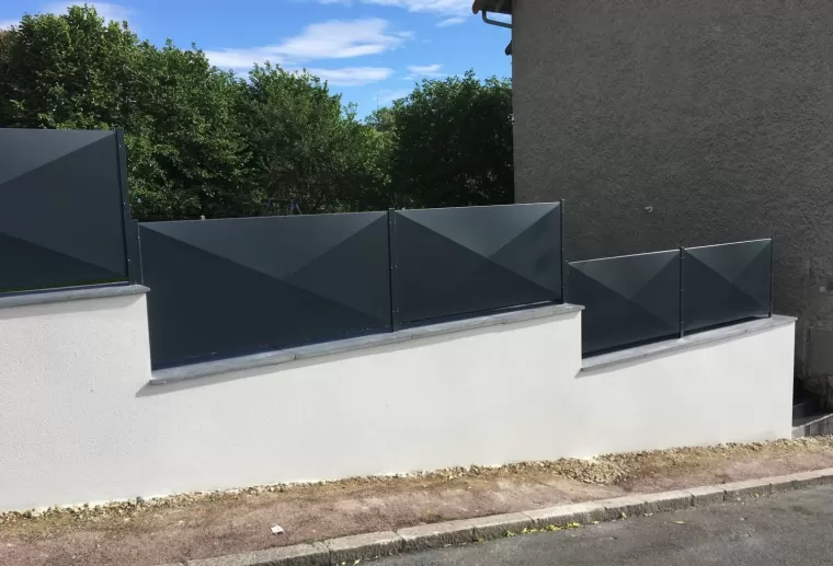 Création de clôture sur mesure à Limoges, Limoges, METALLERIE L.J.